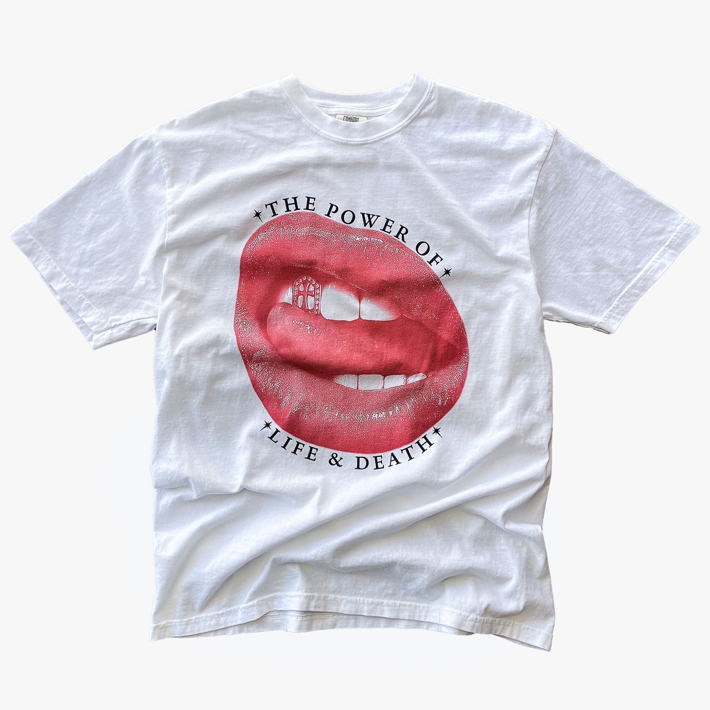 "HOLY LIPS" T-SHIRT - RED / WHITE
