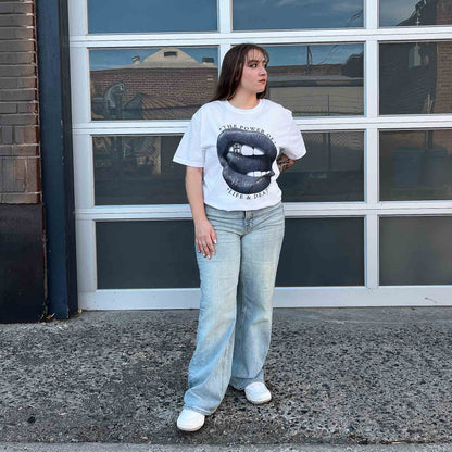 "HOLY LIPS" T-SHIRT - BLACK / WHITE