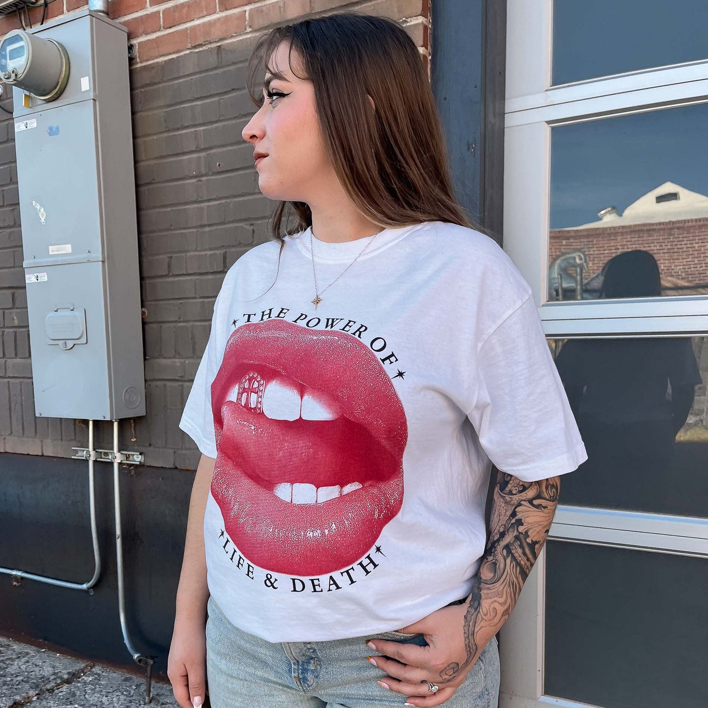 "HOLY LIPS" T-SHIRT - RED / WHITE